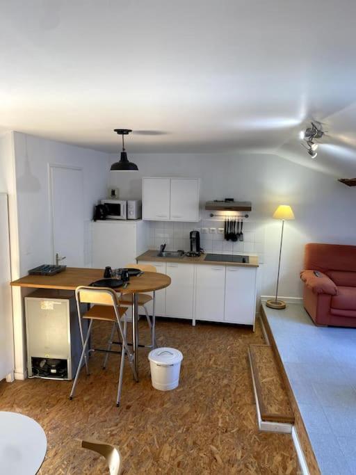 Studio Orgelet-Lac De Vouglans Extérieur photo